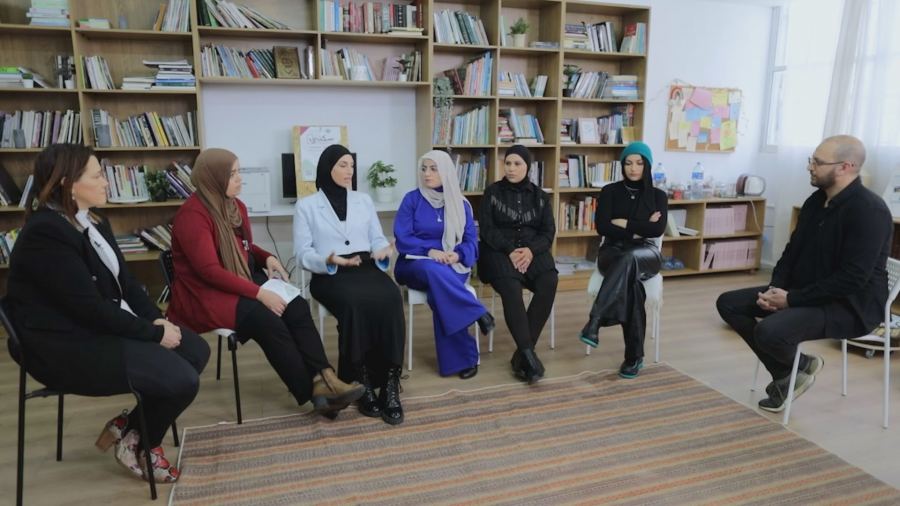قناة مكان في تجربة اجتماعية مثيرة: 